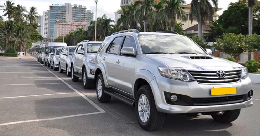 Thuê Xe 4 Chỗ Vụ Bản – Xe Riêng Êm Ái, Đón Tận Nơi, Giá Cước Rõ Ràng